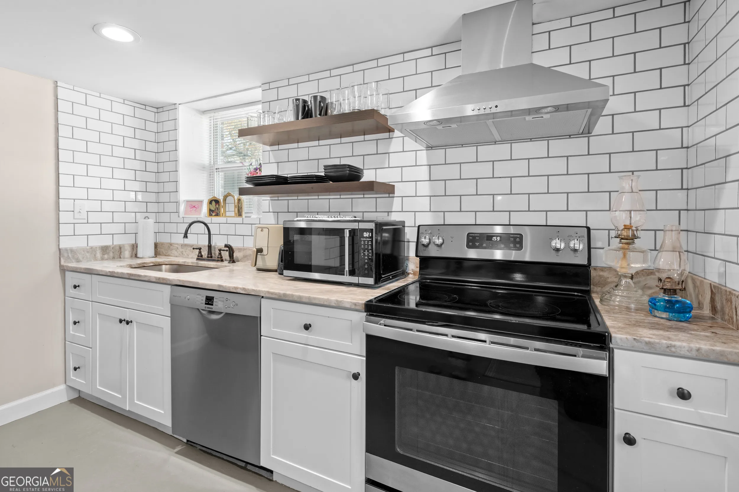 522 Hickory St — photo 16 of 57