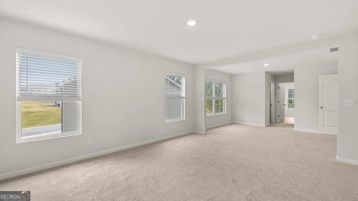 737 Lost Creek Pkwy — photo 16 of 37