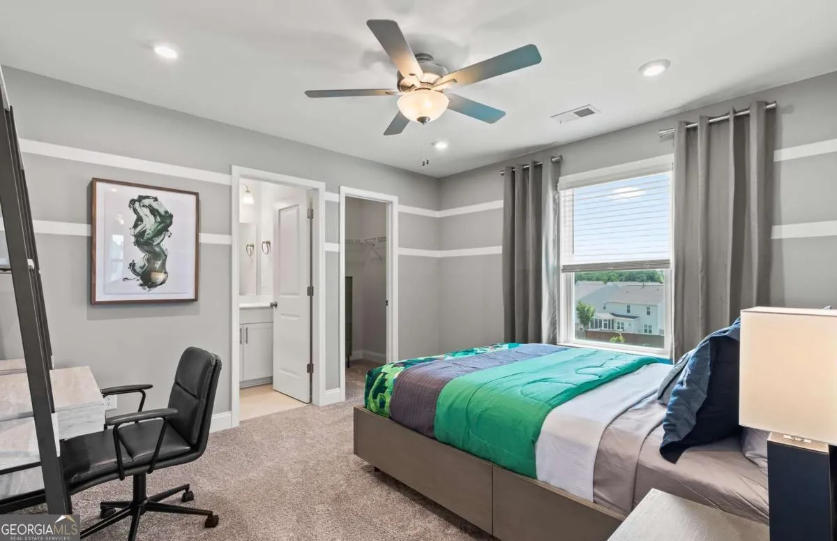 300 Canoe Pl — photo 9 of 27