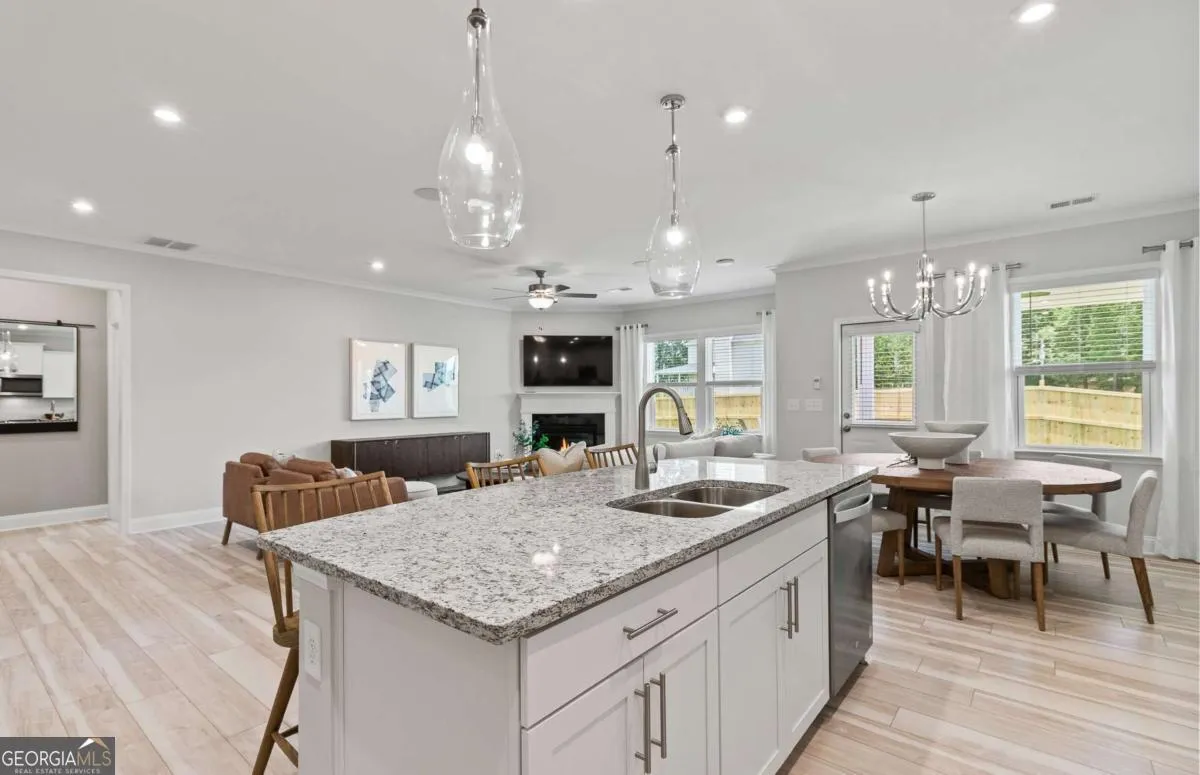 300 Canoe Pl — photo 25 of 27