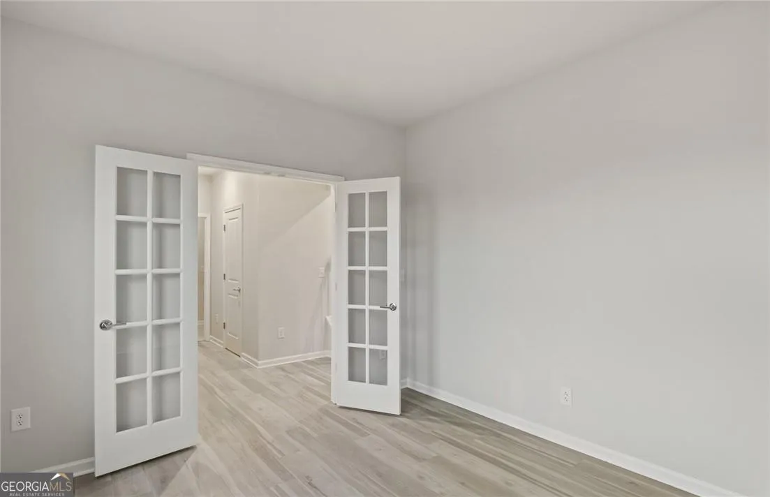 300 Canoe Pl — photo 23 of 27