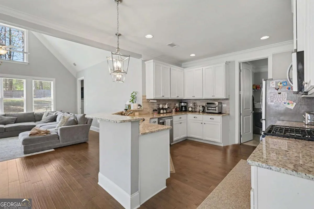 313 Somersby Dr — photo 5 of 28