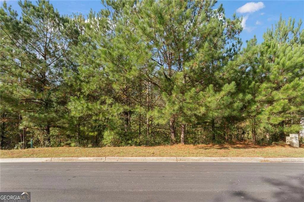 640 Crimson Dr — photo 3 of 5