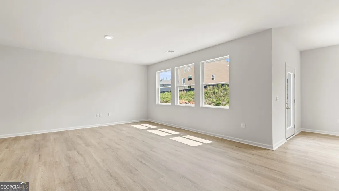104 Glenrise Dr — photo 5 of 31