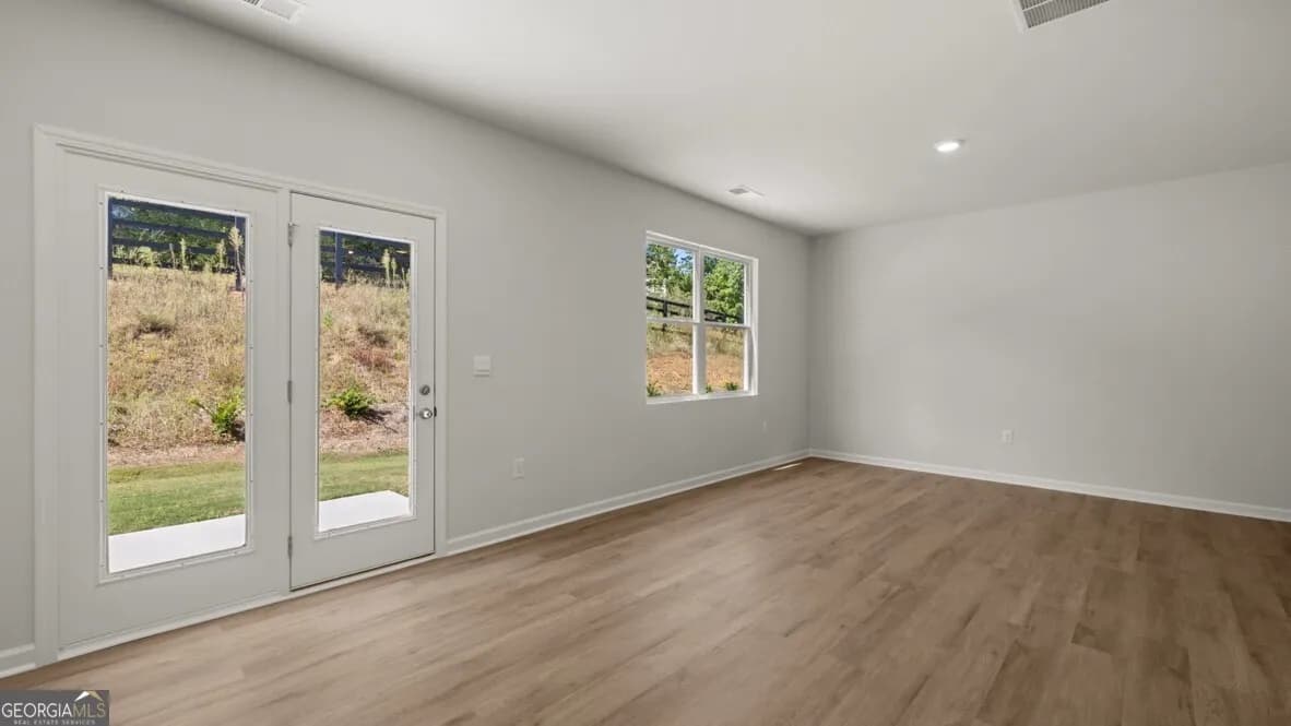 105 Glenrise Dr — photo 3 of 30