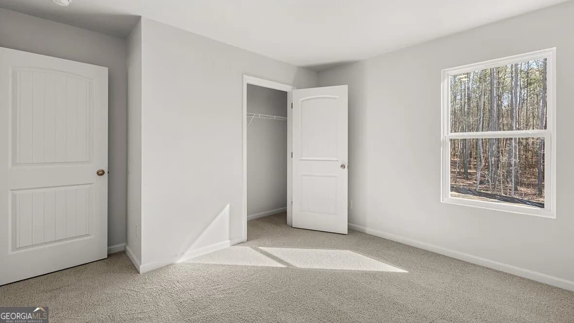 247 Hampton Ter — photo 14 of 30