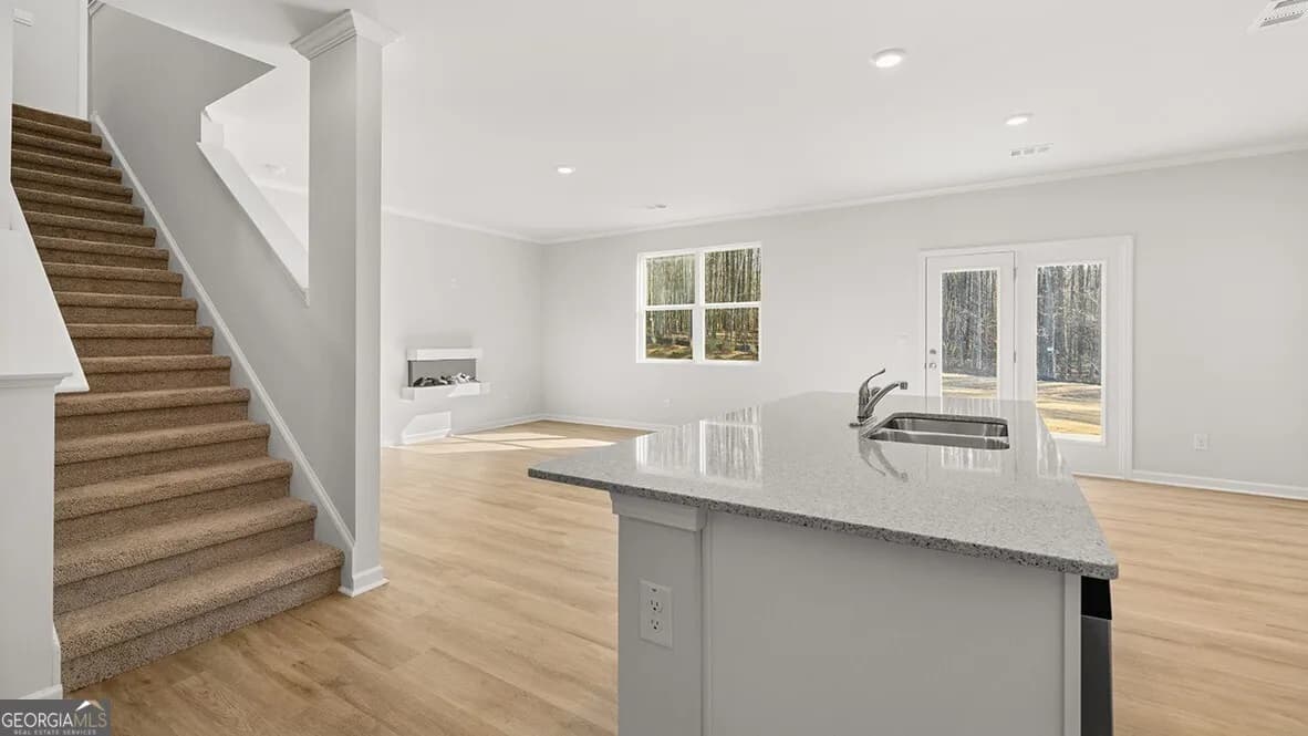 247 Hampton Ter — photo 26 of 30