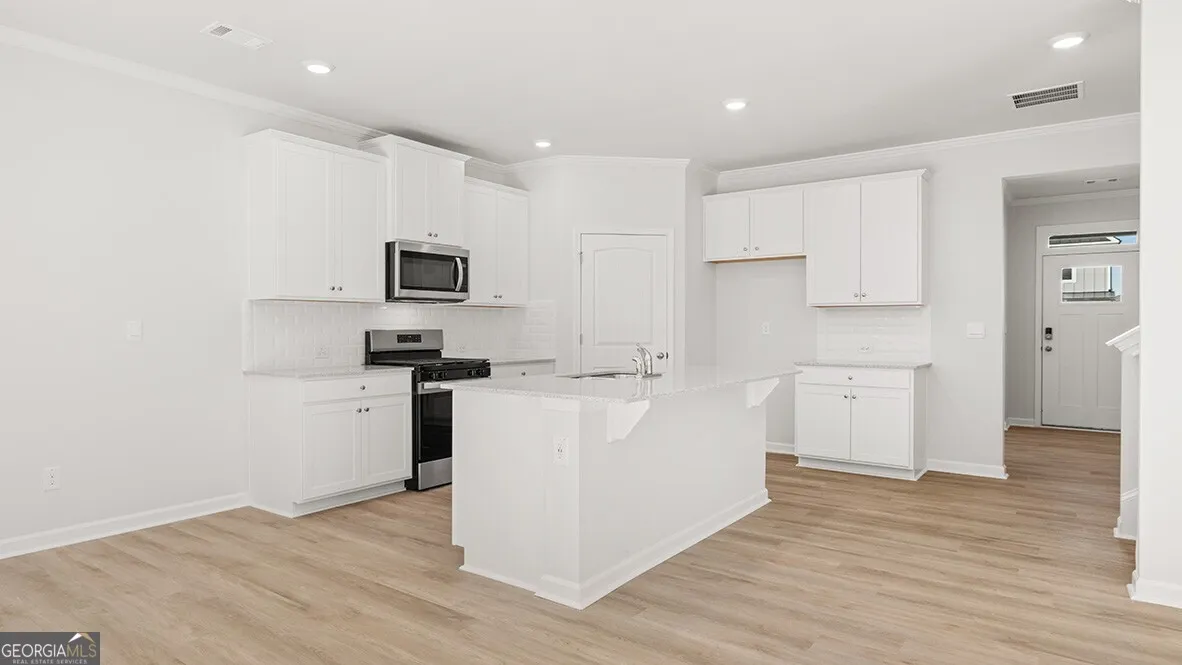 247 Hampton Ter — photo 25 of 30