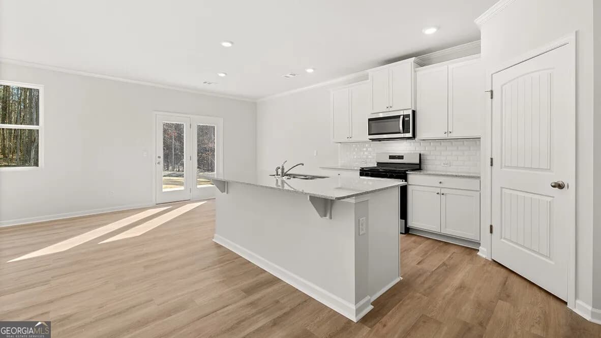 247 Hampton Ter — photo 24 of 30