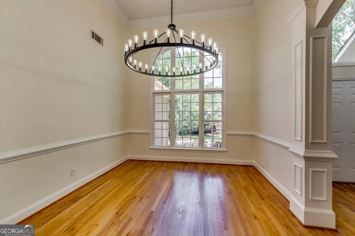 4315 Rosemont Dr — photo 5 of 47