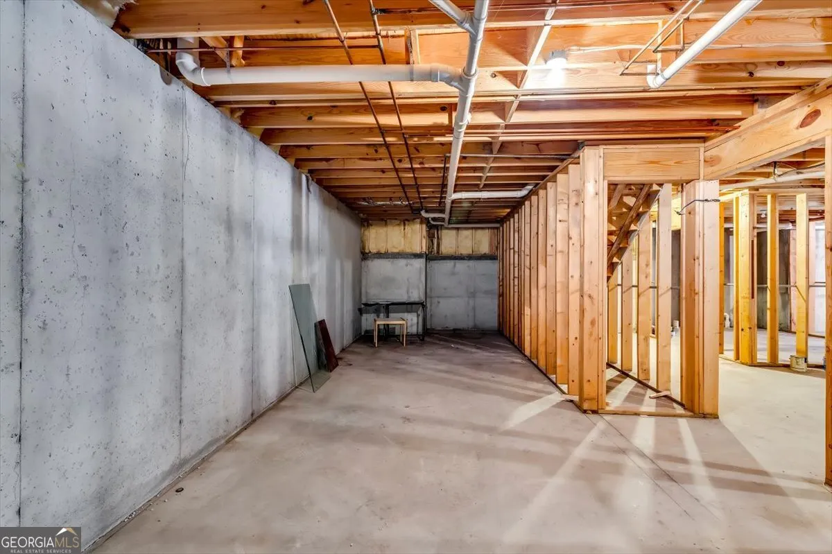 4315 Rosemont Dr — photo 34 of 47
