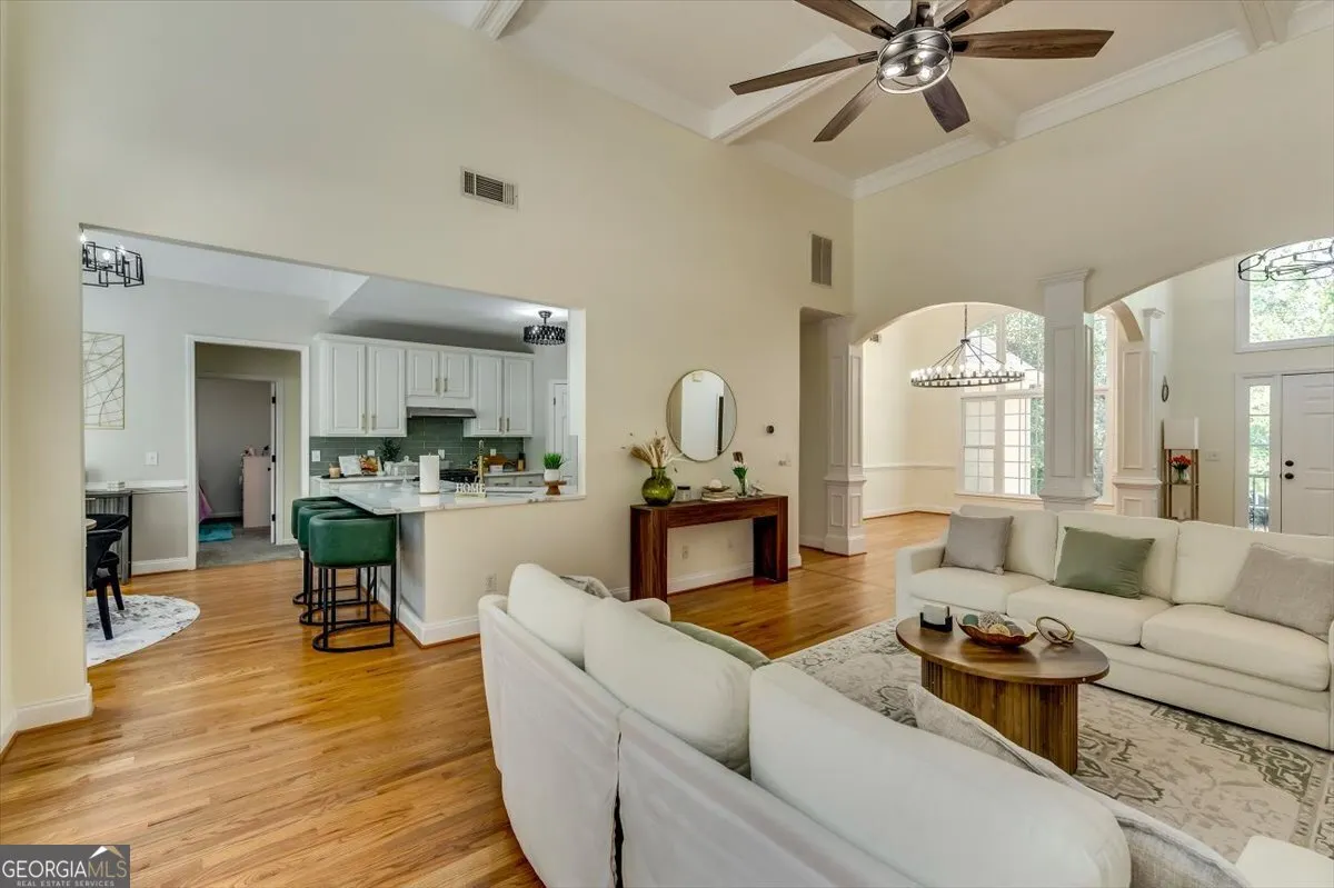 4315 Rosemont Dr — photo 44 of 47