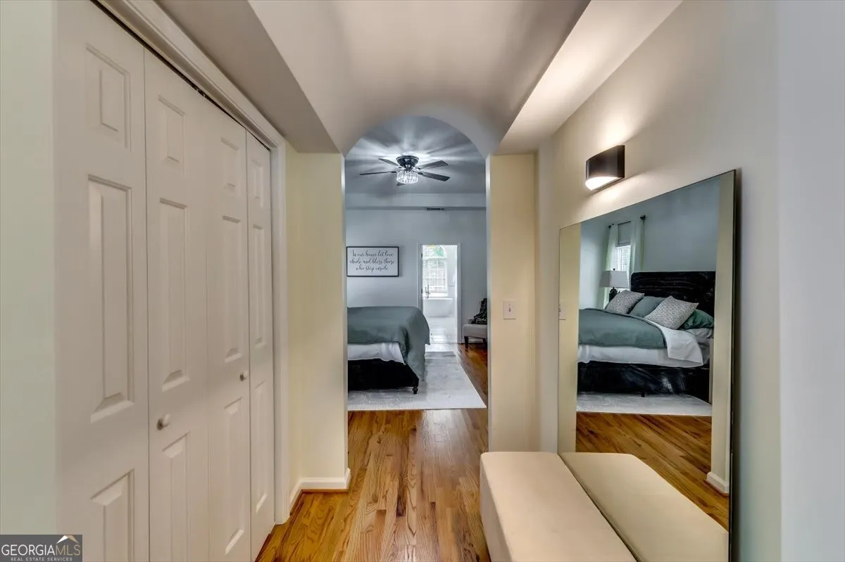 4315 Rosemont Dr — photo 9 of 47