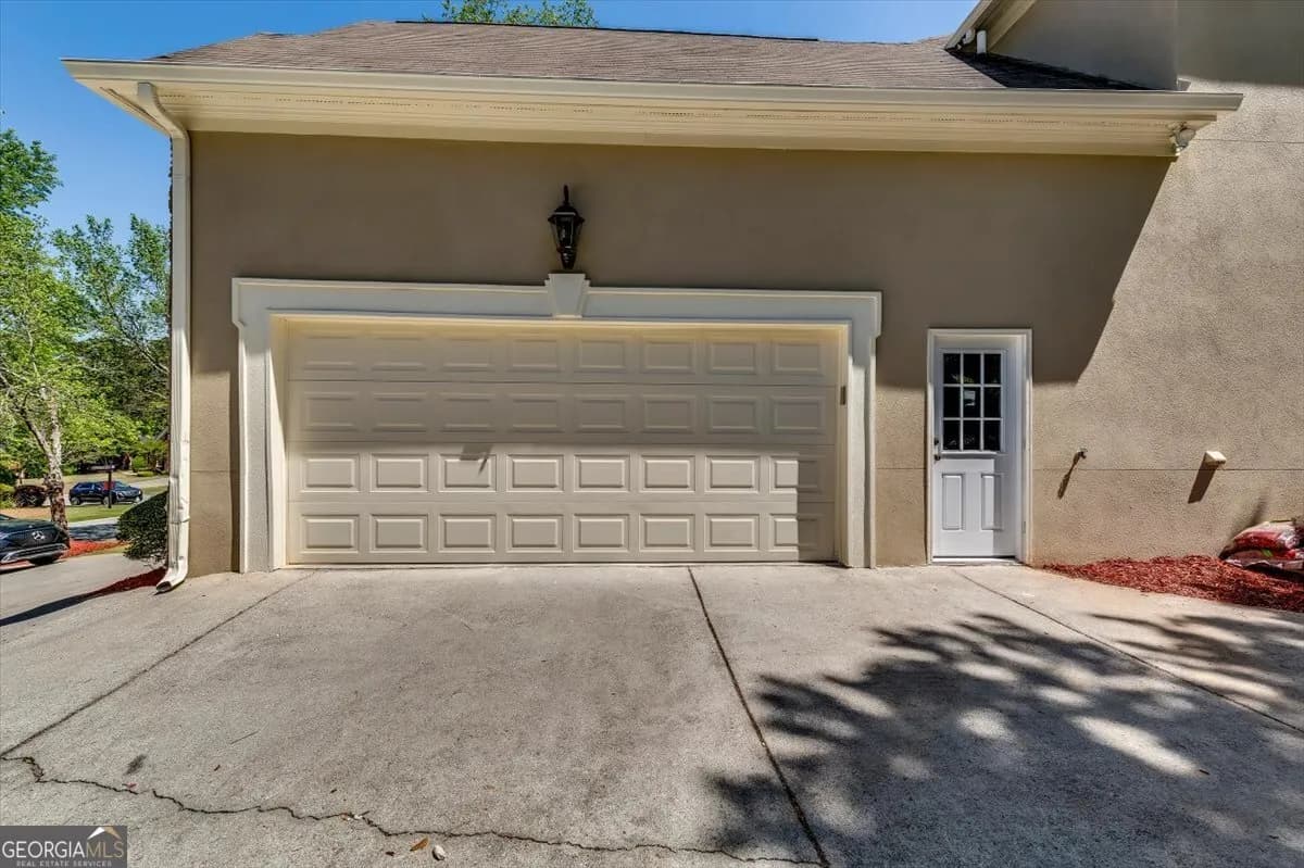 4315 Rosemont Dr — photo 42 of 47