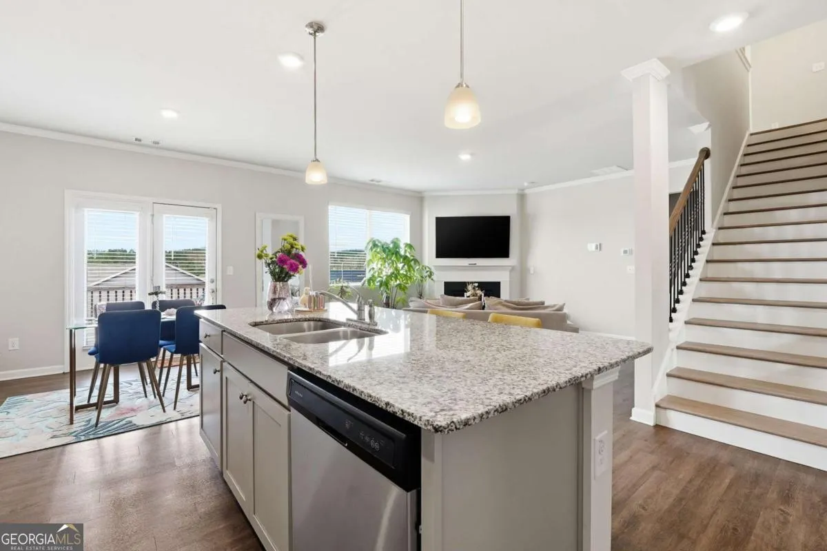 84 Chasewood Ln — photo 6 of 49