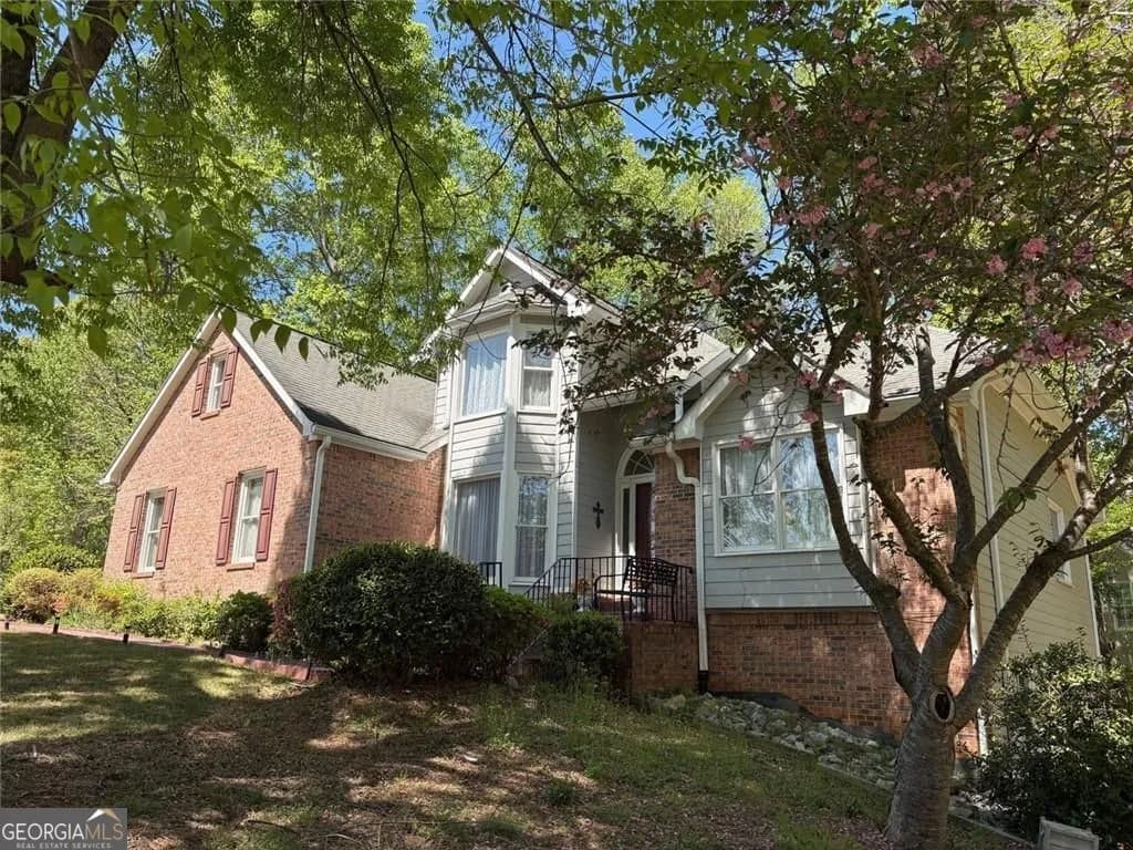 9440 Logan Ln — photo 13 of 35