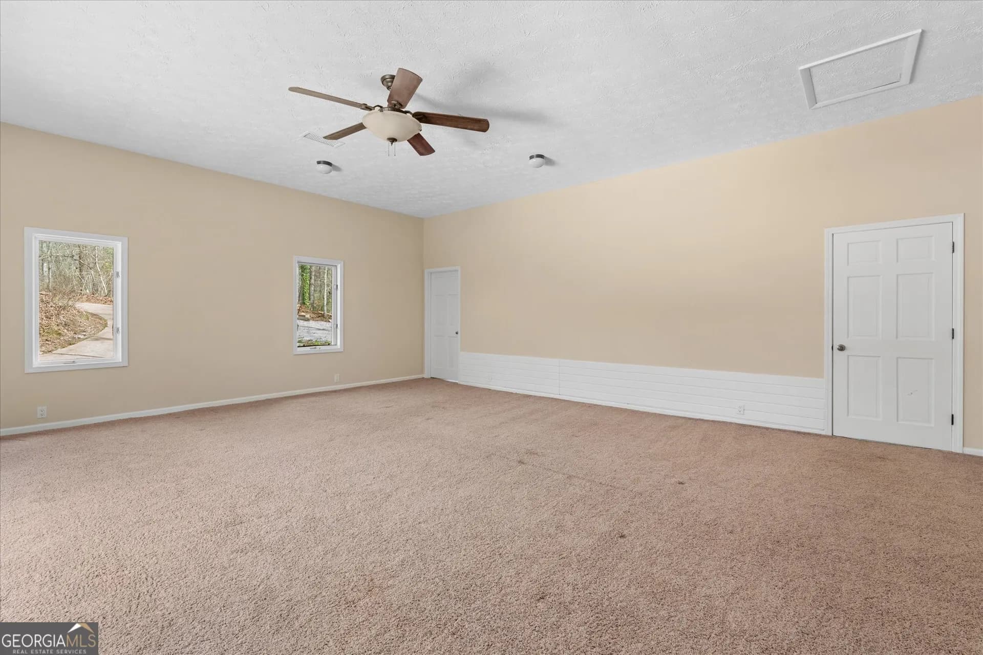 1290 Davis Rd — photo 37 of 53