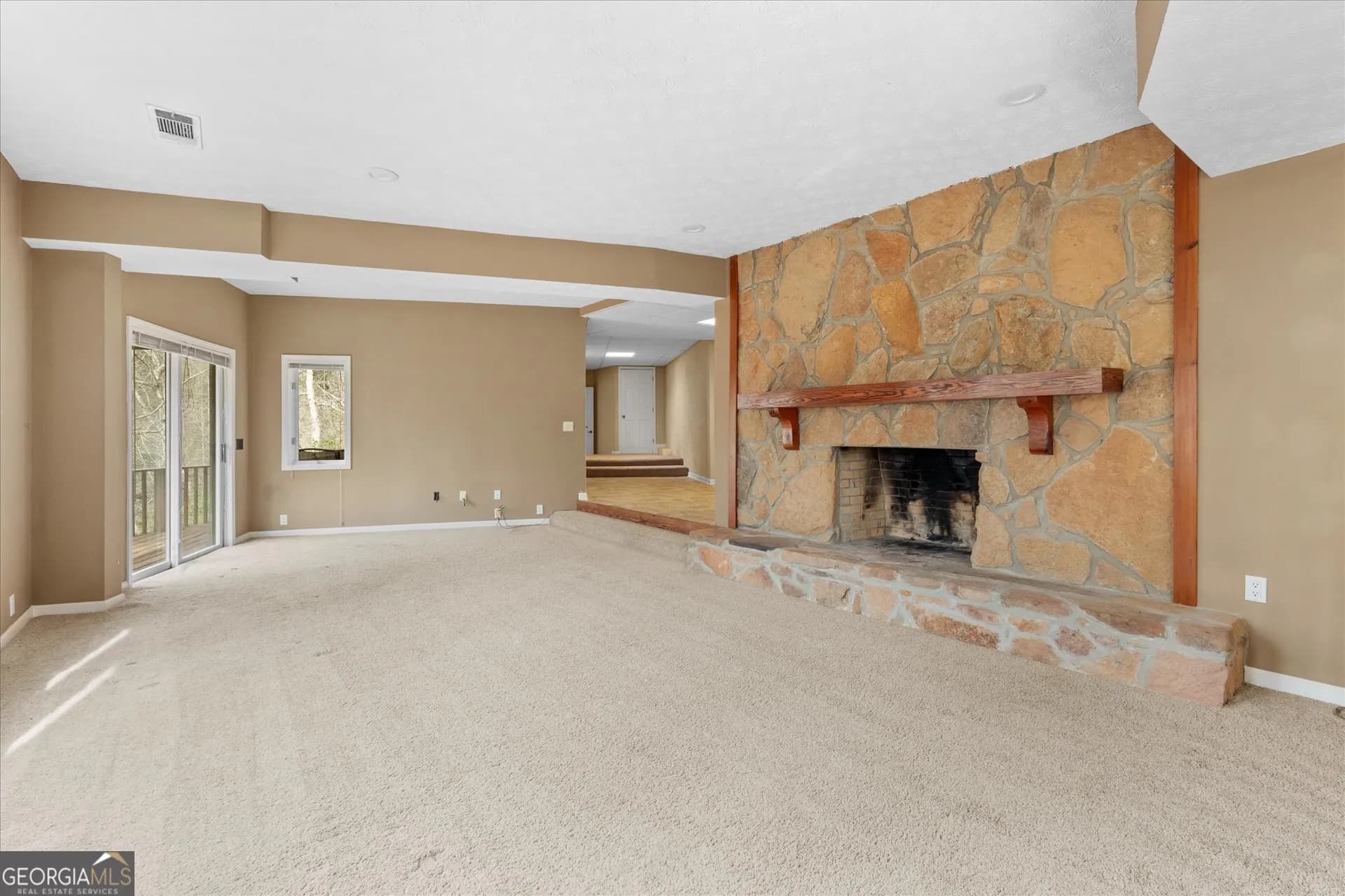 1290 Davis Rd — photo 43 of 53