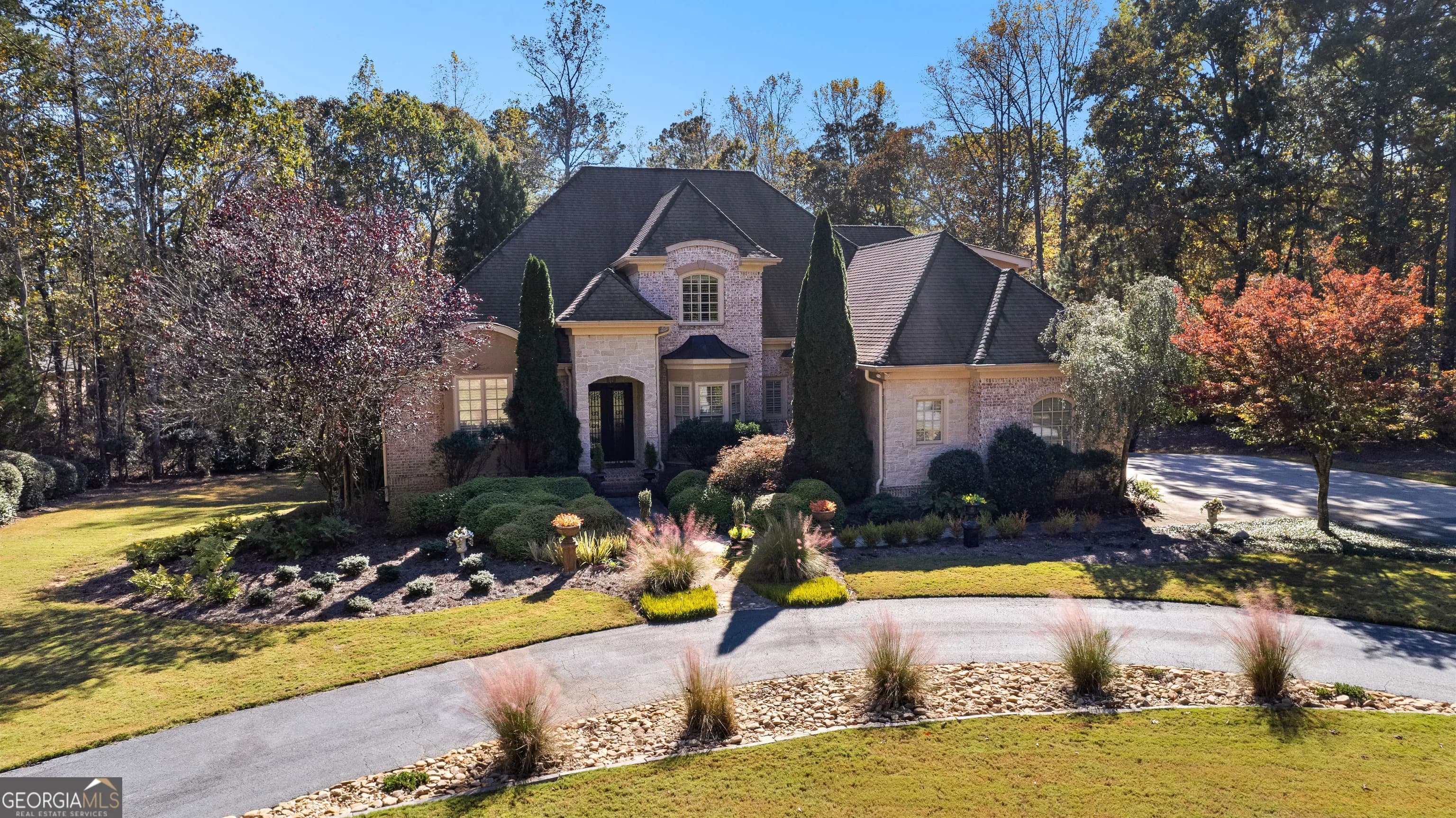 7355 Rand Dr, Douglasville