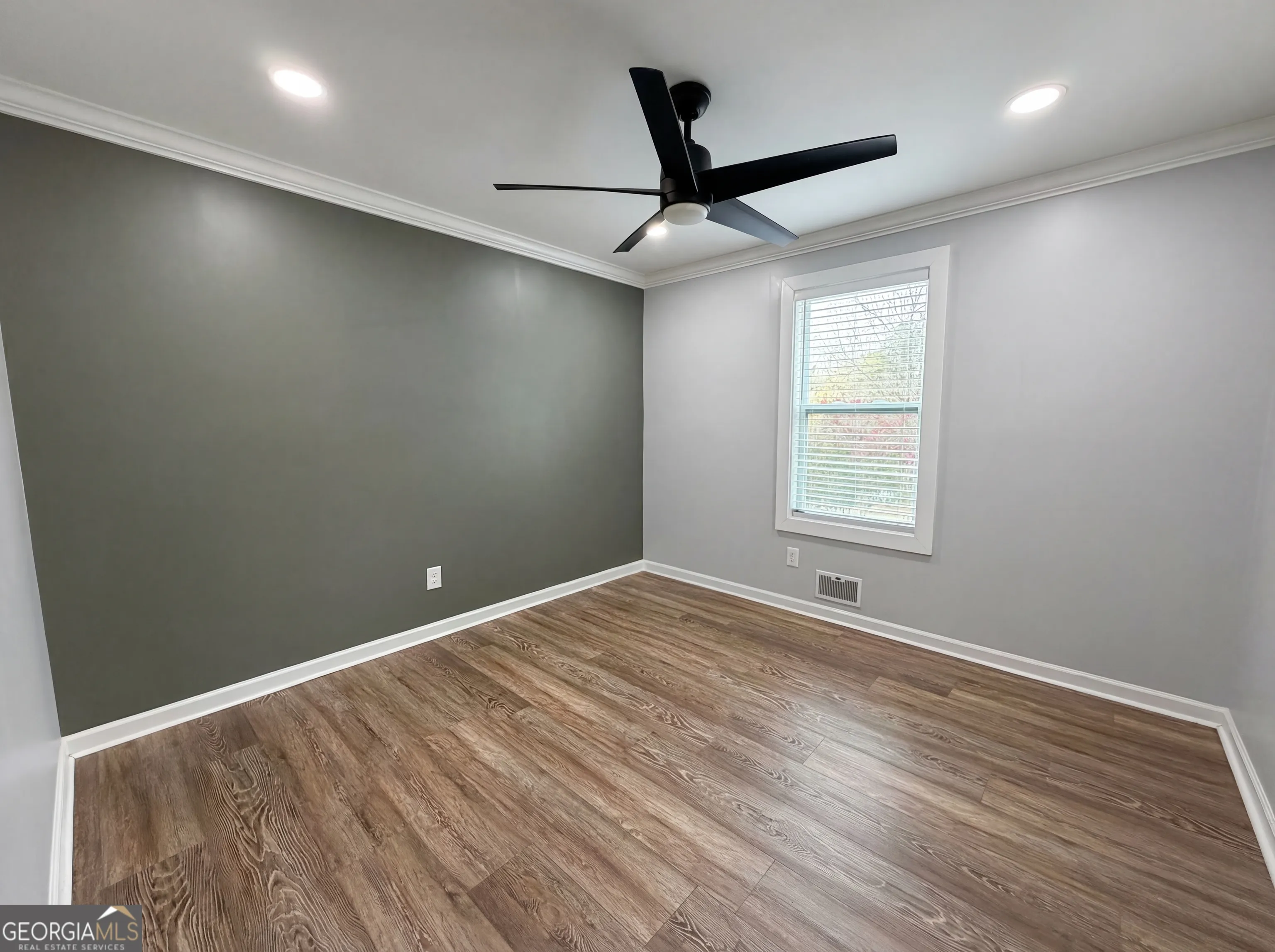 111 David Ct — photo 8 of 25