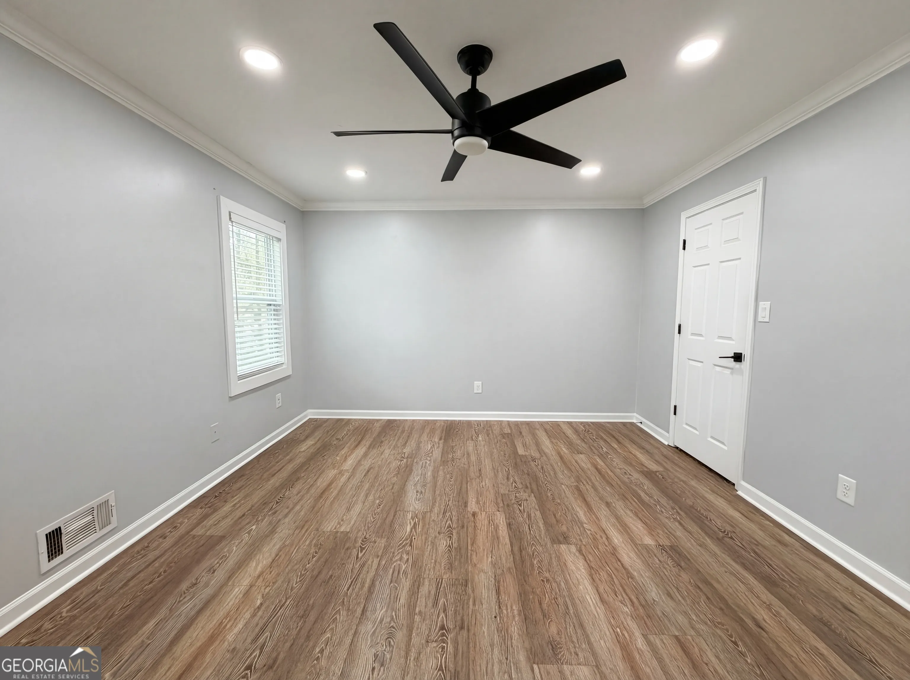 111 David Ct — photo 9 of 25