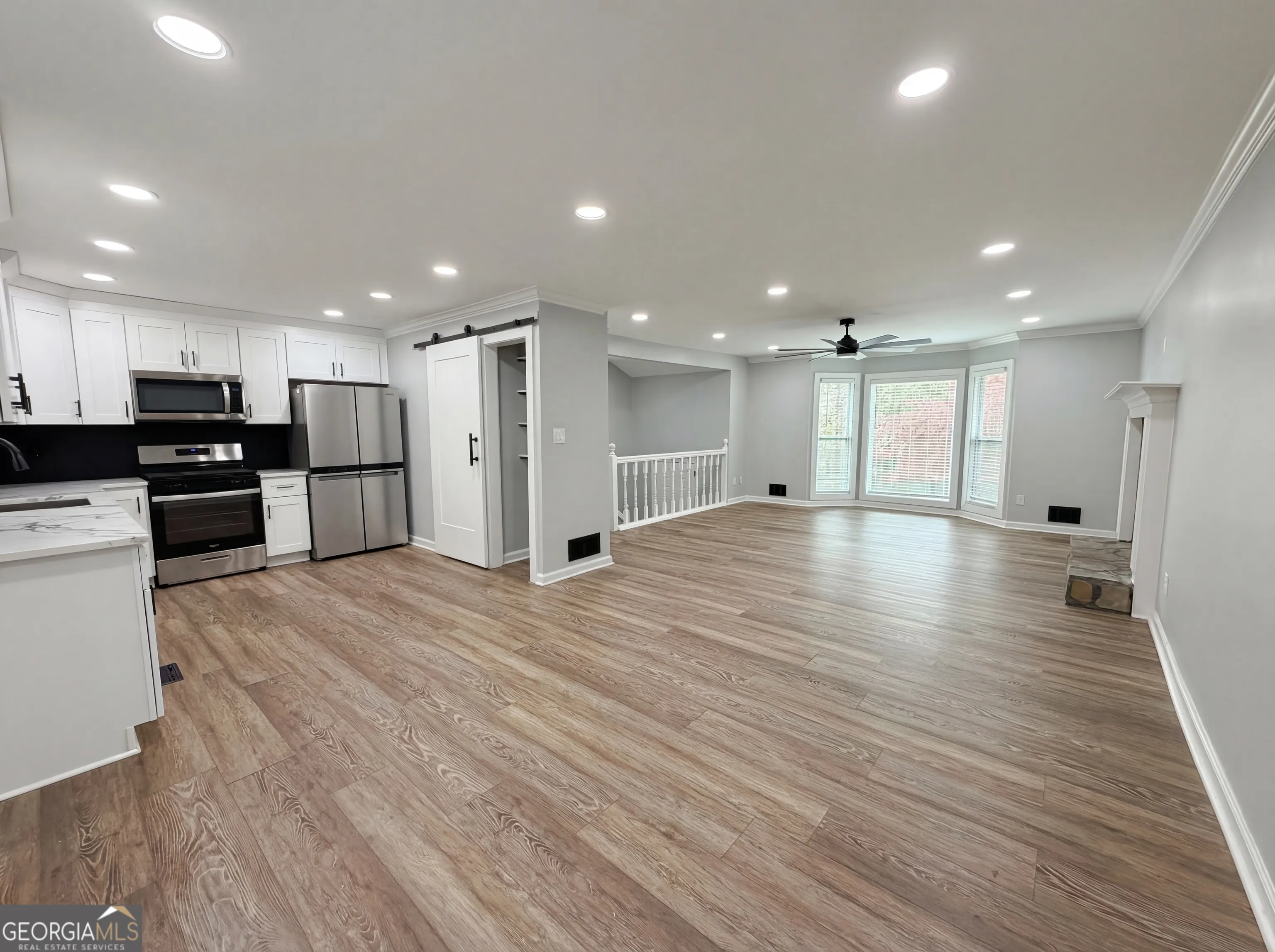 111 David Ct — photo 4 of 25