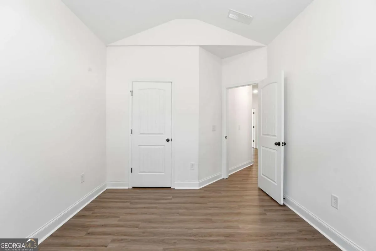 3981 Mckown Rd — photo 22 of 42