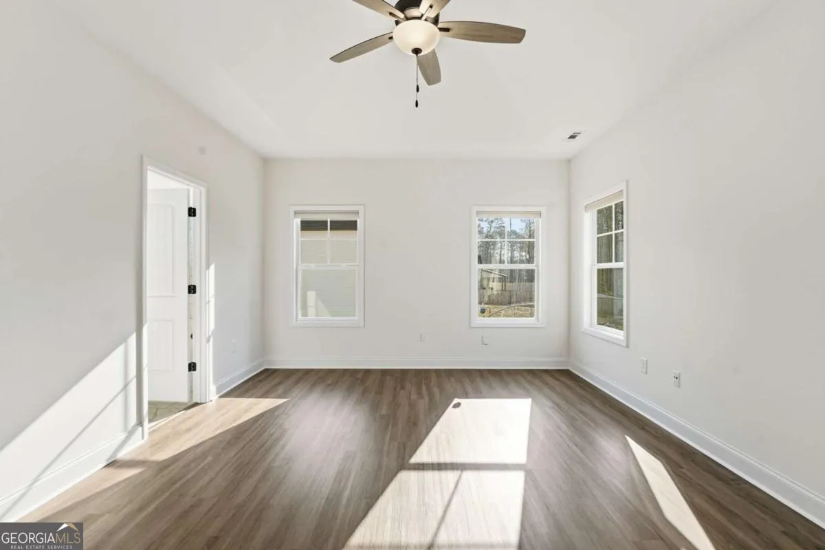 3981 Mckown Rd — photo 14 of 42