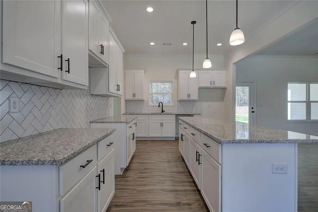 663 Clyde Cole Rd — photo 3 of 30