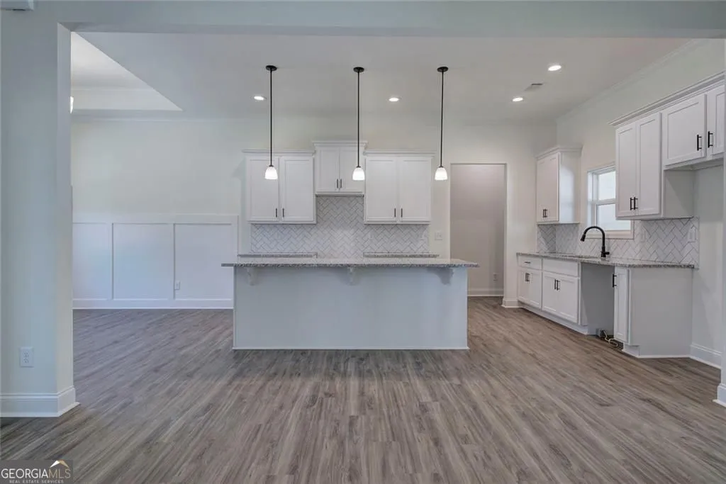 663 Clyde Cole Rd — photo 4 of 30