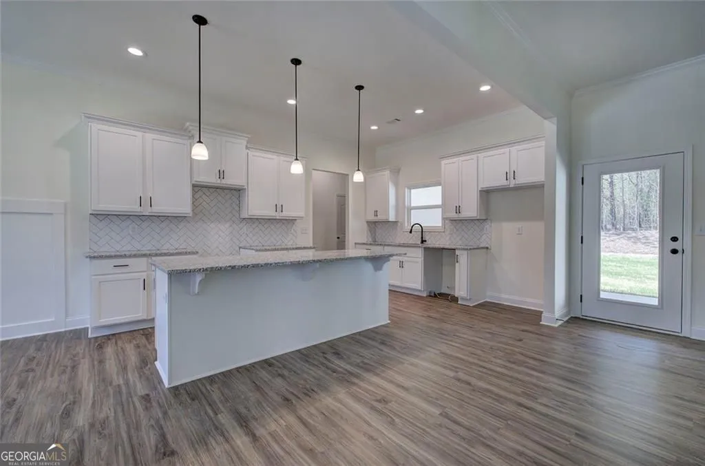 663 Clyde Cole Rd — photo 5 of 30