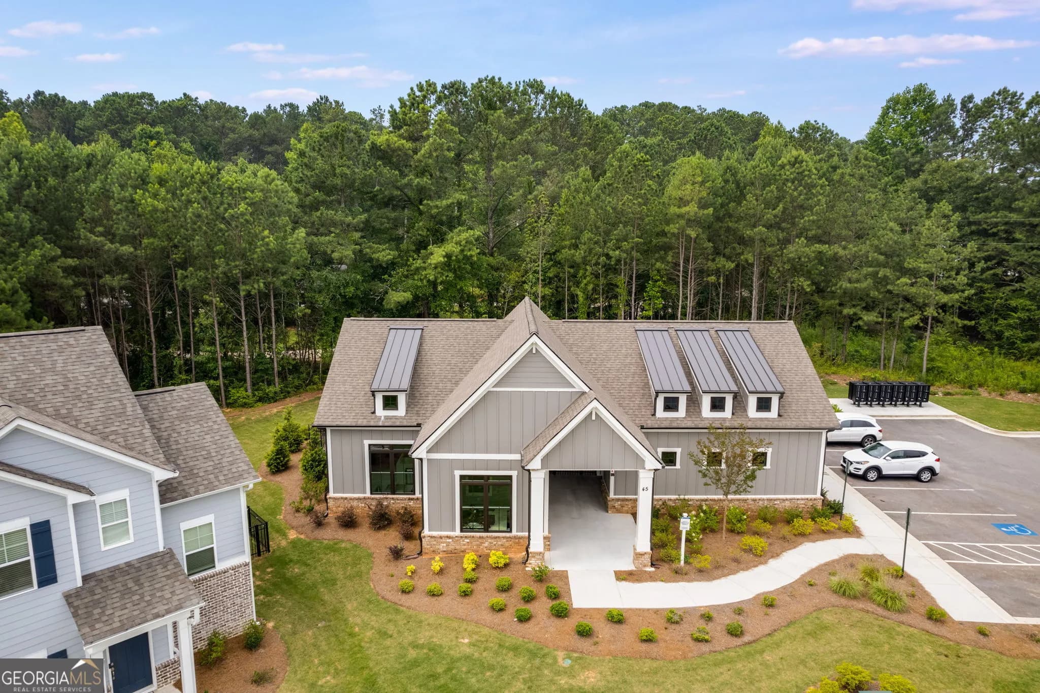 245 Crestbrook Ln — photo 41 of 47