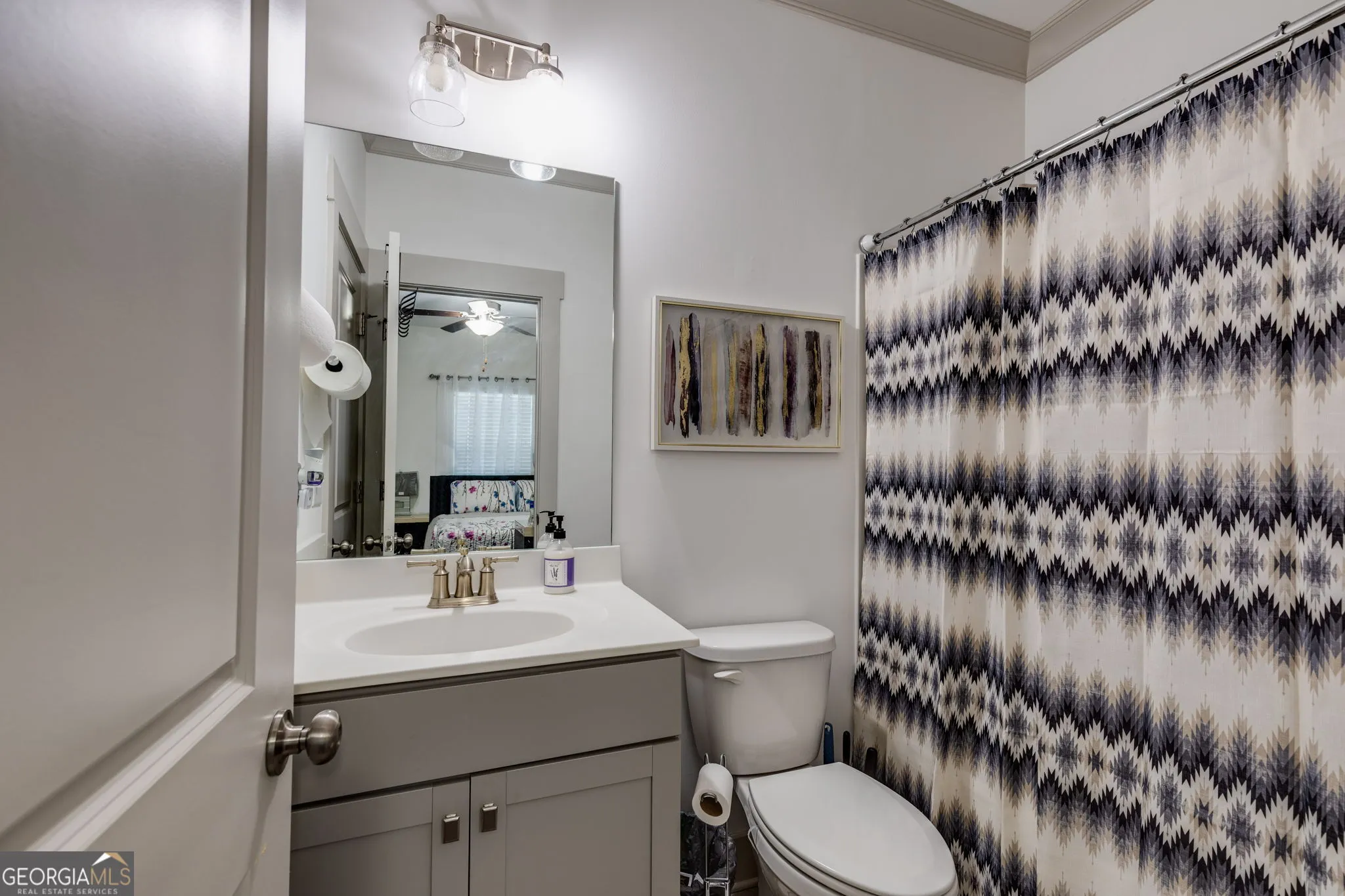 245 Crestbrook Ln — photo 11 of 47