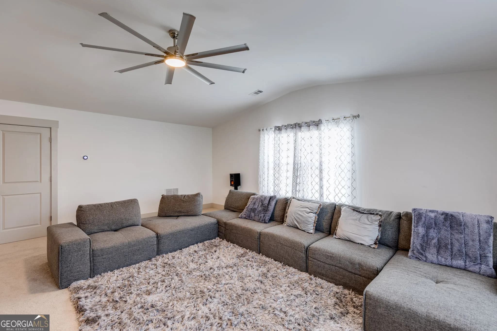 245 Crestbrook Ln — photo 32 of 47