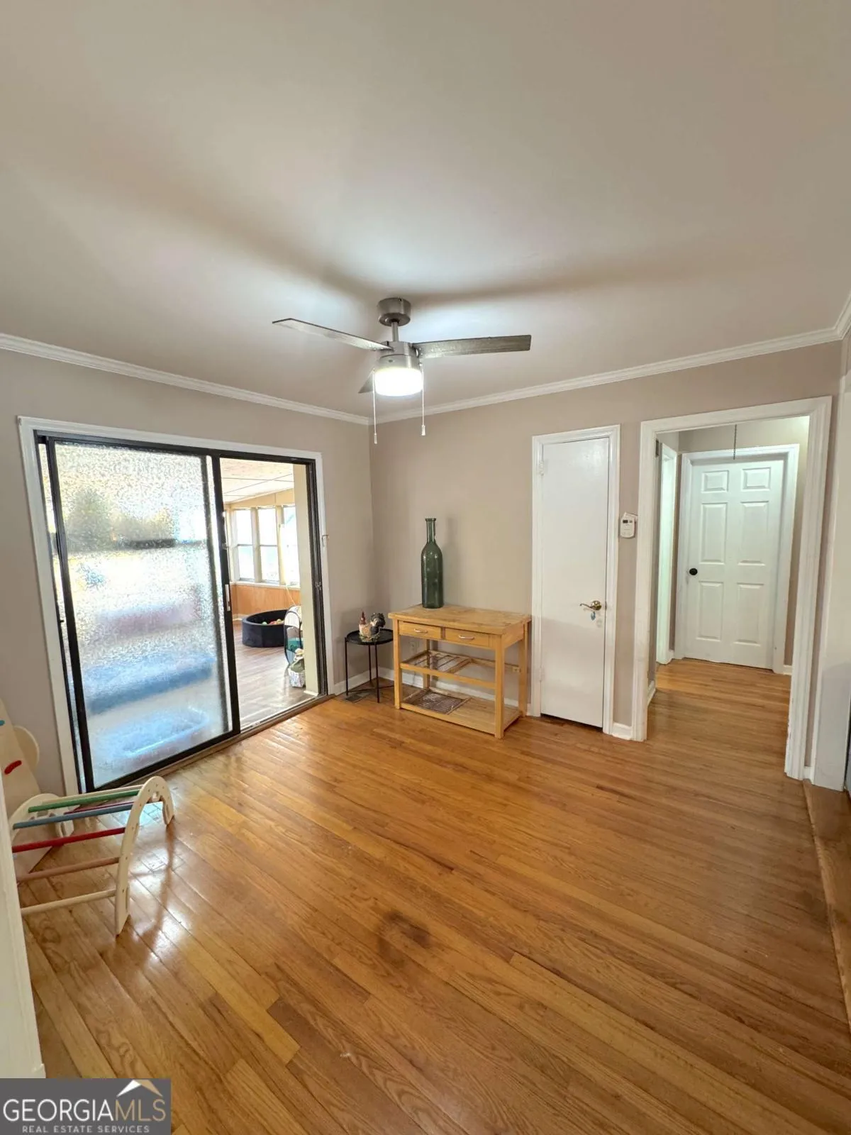 6383 Arthur Dr — photo 10 of 58
