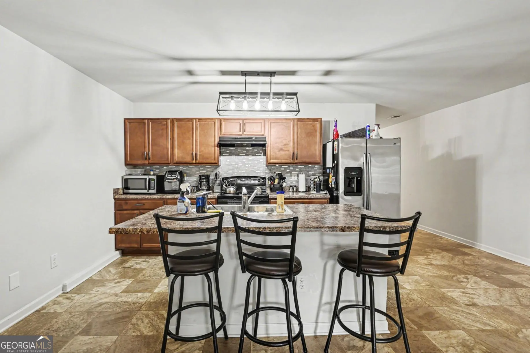 409 Erin Ct — photo 4 of 29