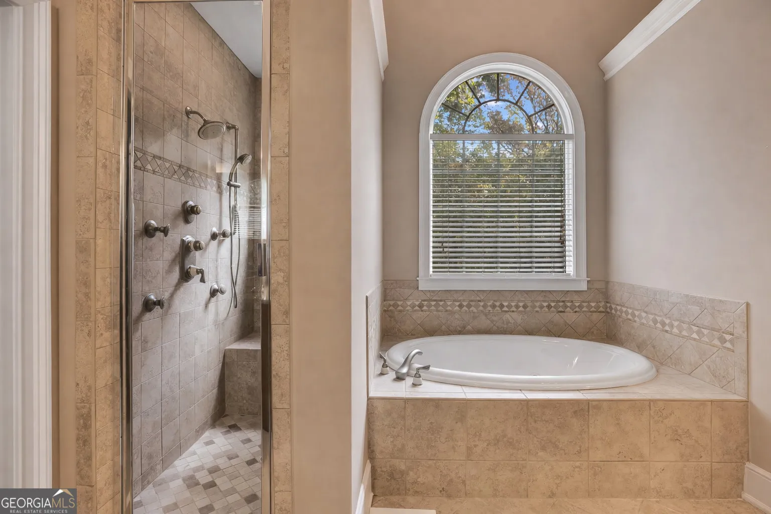 5660 Knotty Ridge Dr — photo 19 of 52