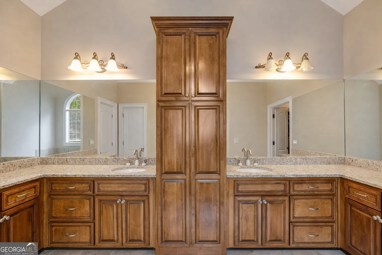 5660 Knotty Ridge Dr — photo 17 of 52