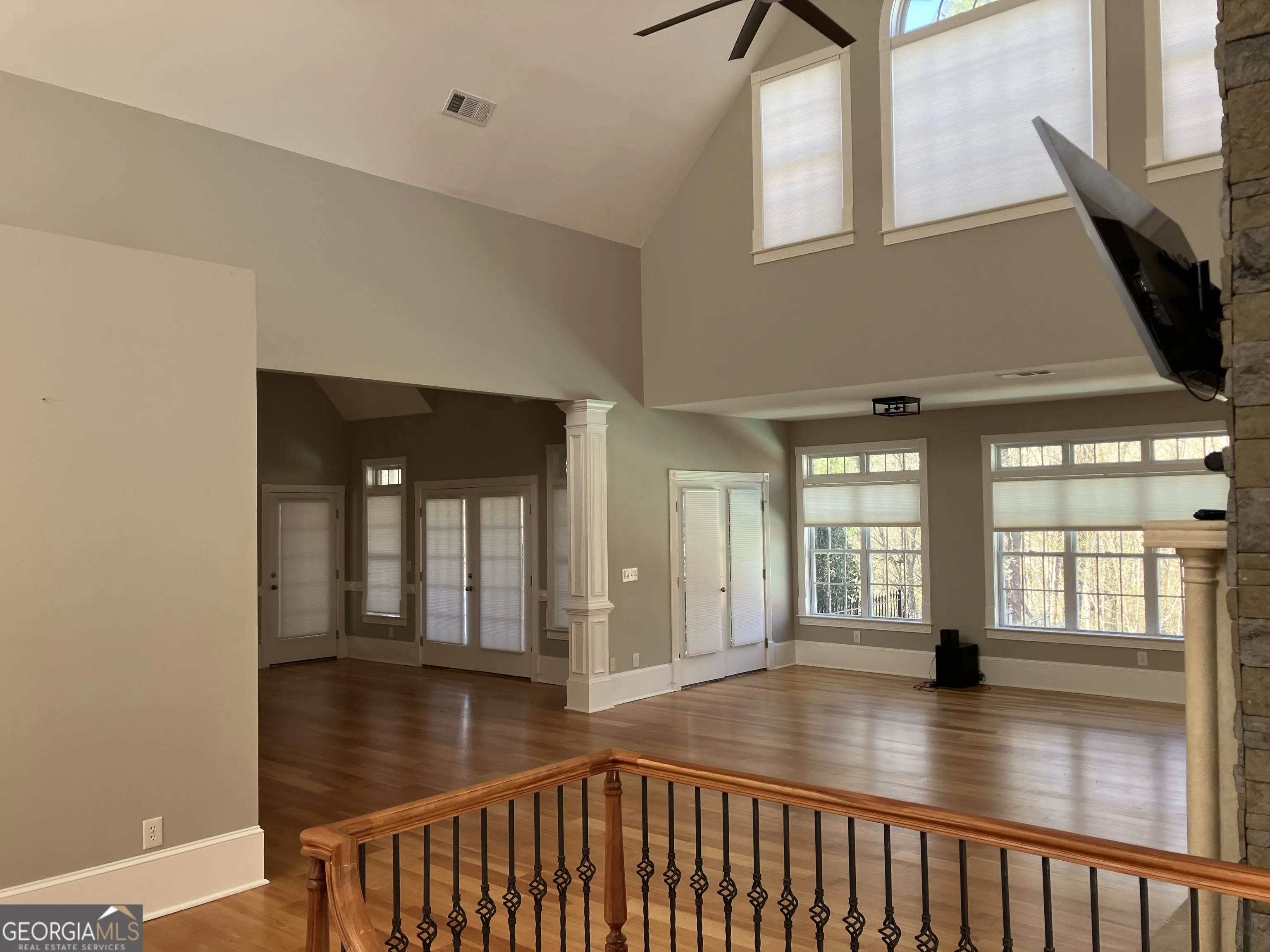 5039 Liberty Rd — photo 4 of 73
