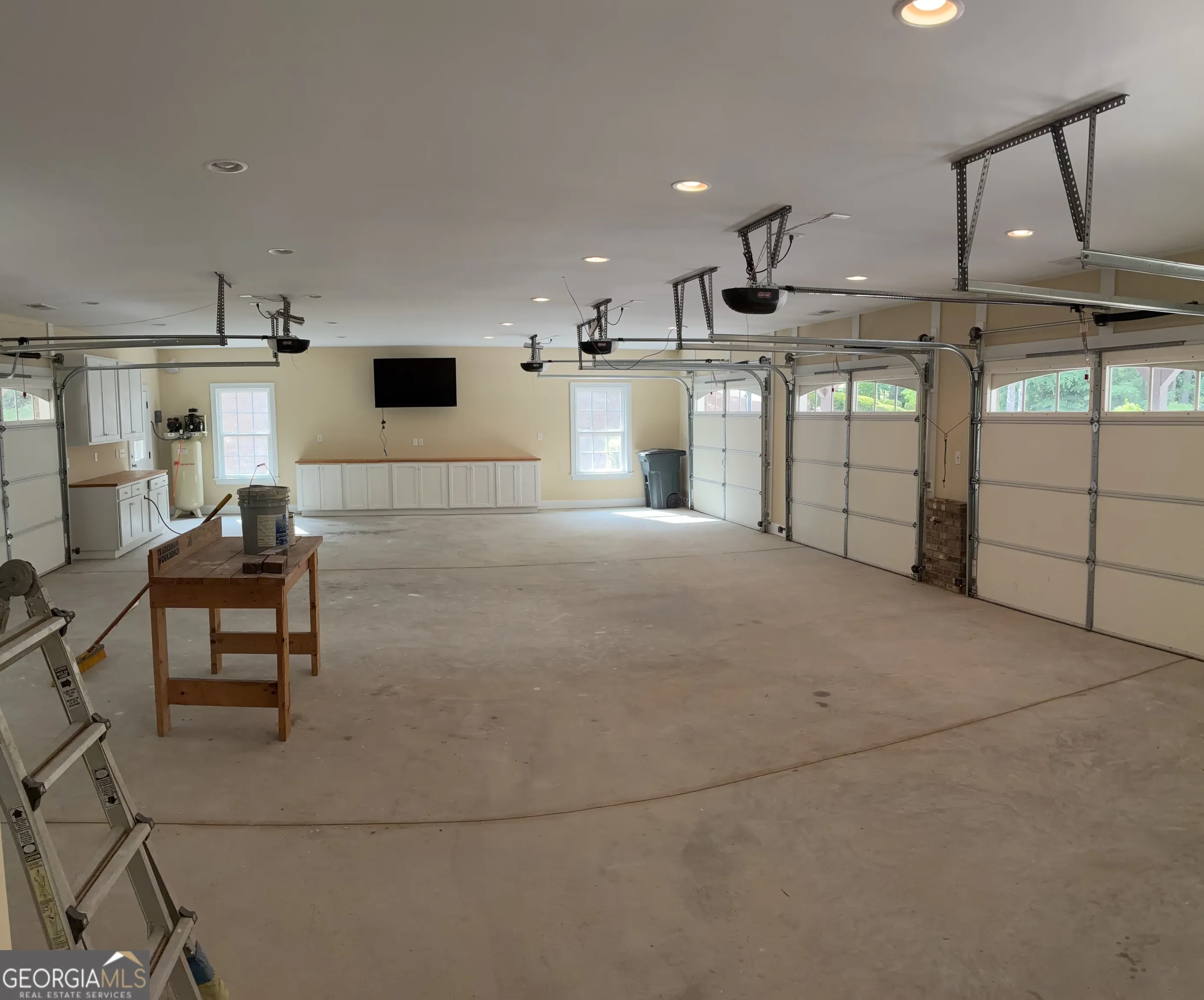 5039 Liberty Rd — photo 57 of 73