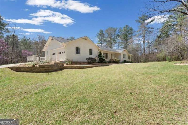 640 Overlook Trl — photo 13 of 57