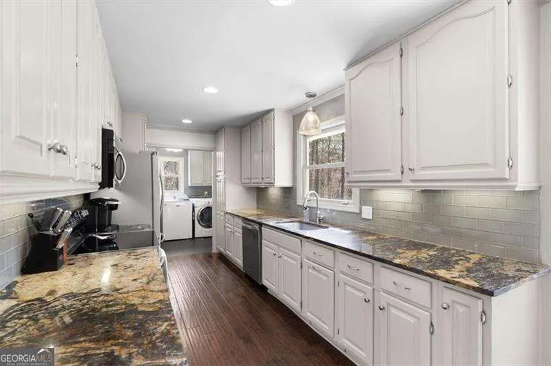 640 Overlook Trl — photo 6 of 57