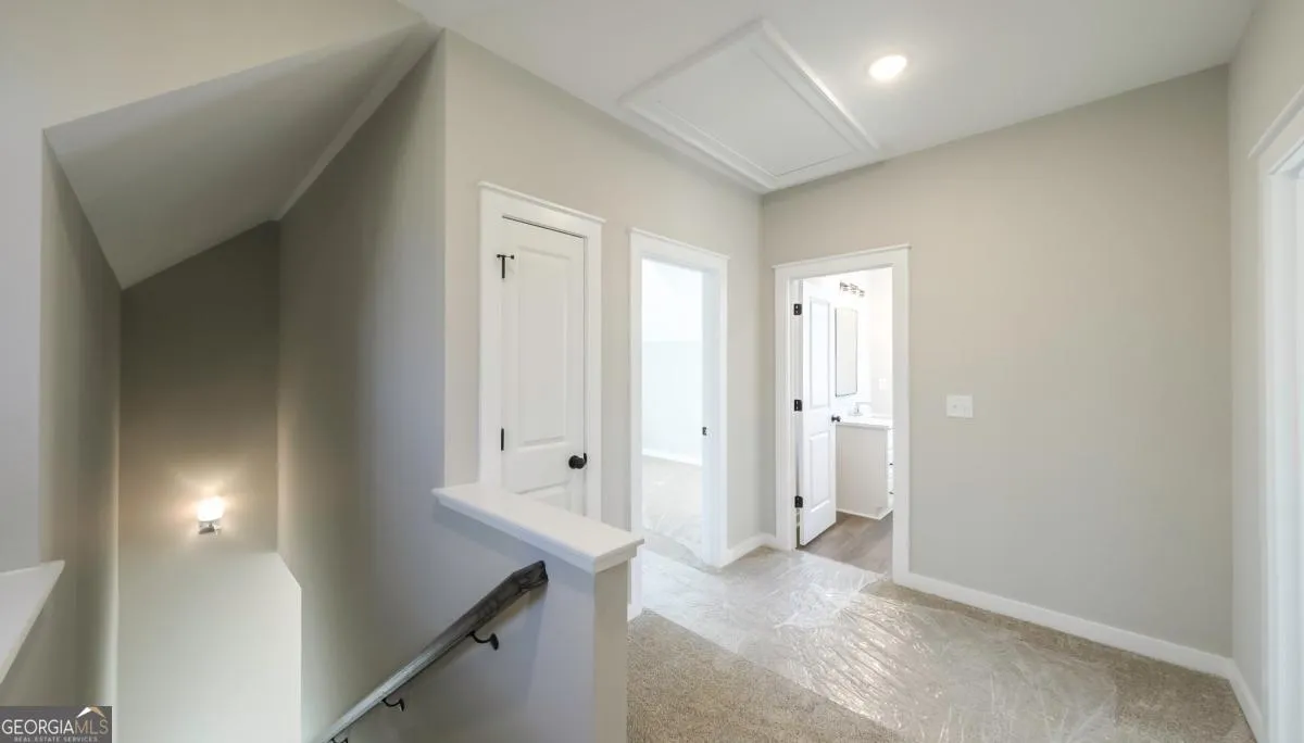 479 West Ave — photo 18 of 43