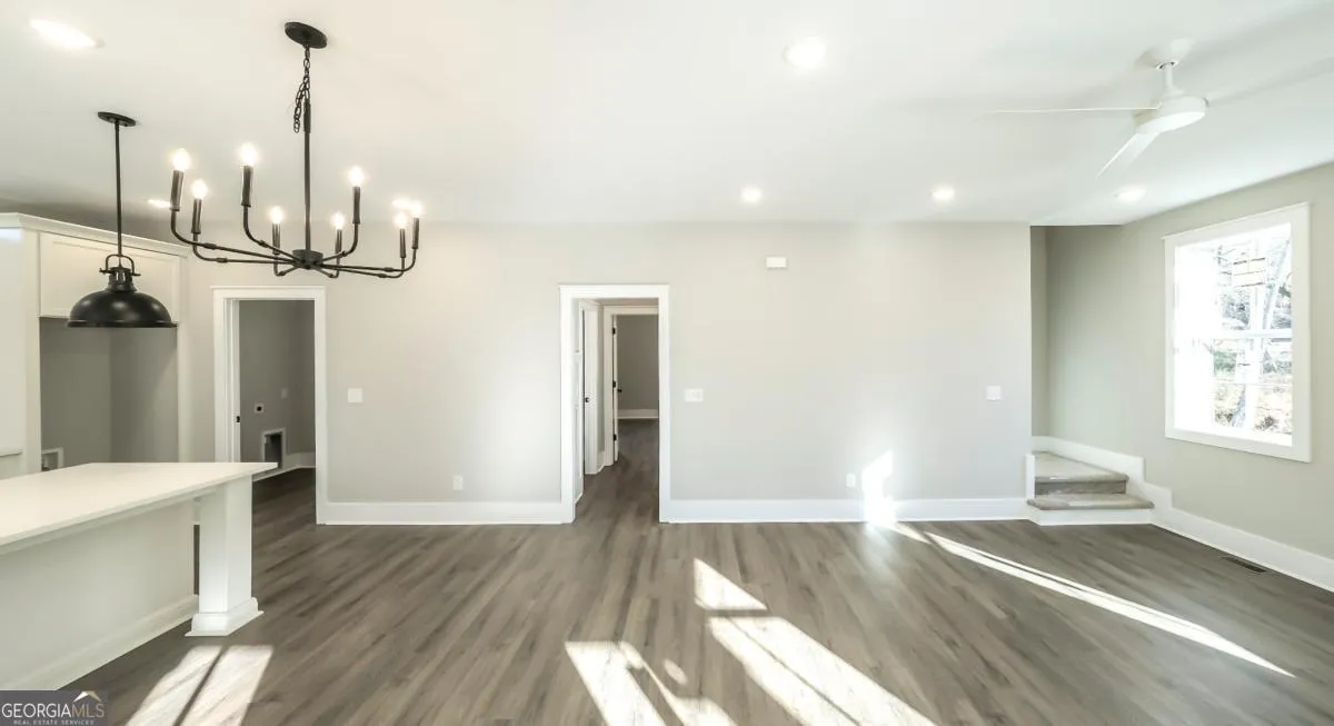 479 West Ave — photo 40 of 43