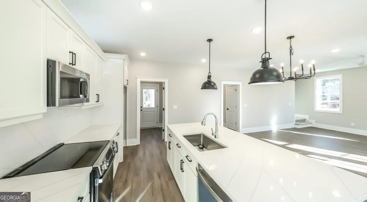 479 West Ave — photo 42 of 43
