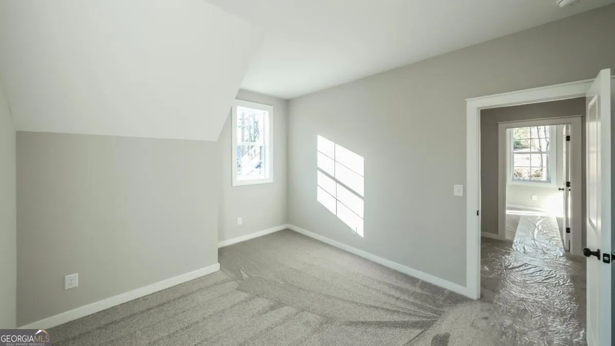 479 West Ave — photo 26 of 43