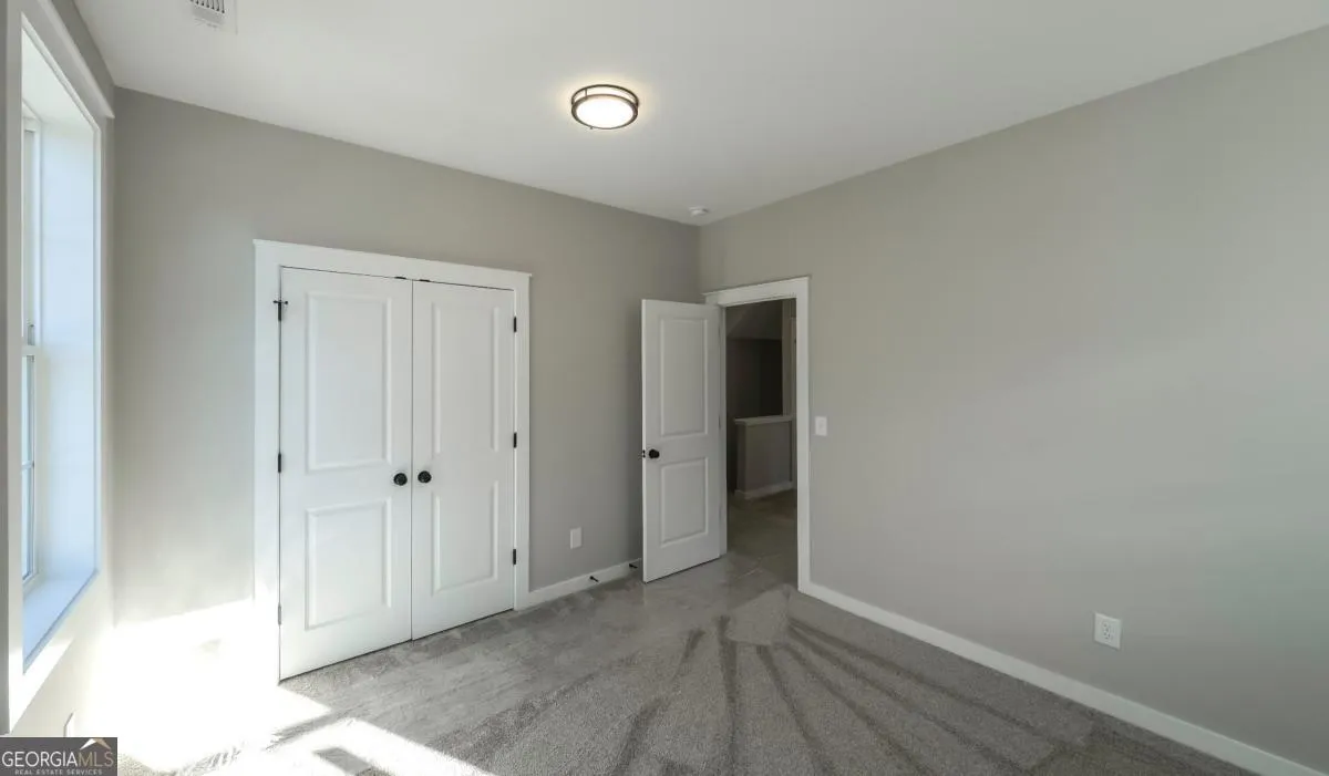 479 West Ave — photo 19 of 43
