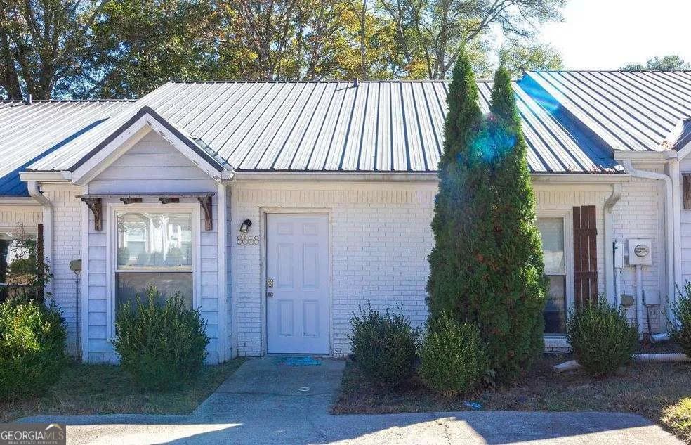 8658 Ashley Way, Douglasville