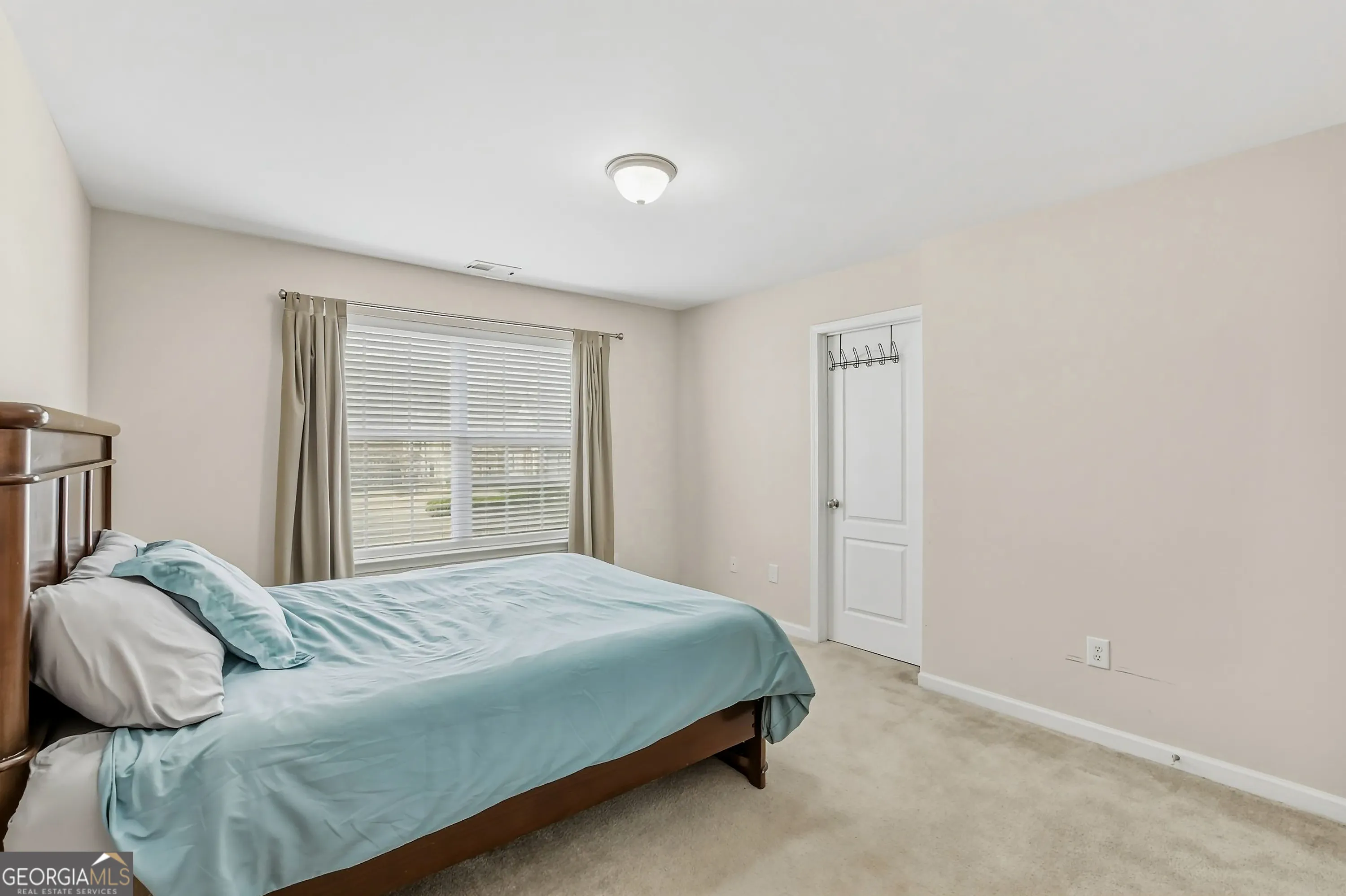 7080 Roselake Cir — photo 15 of 28