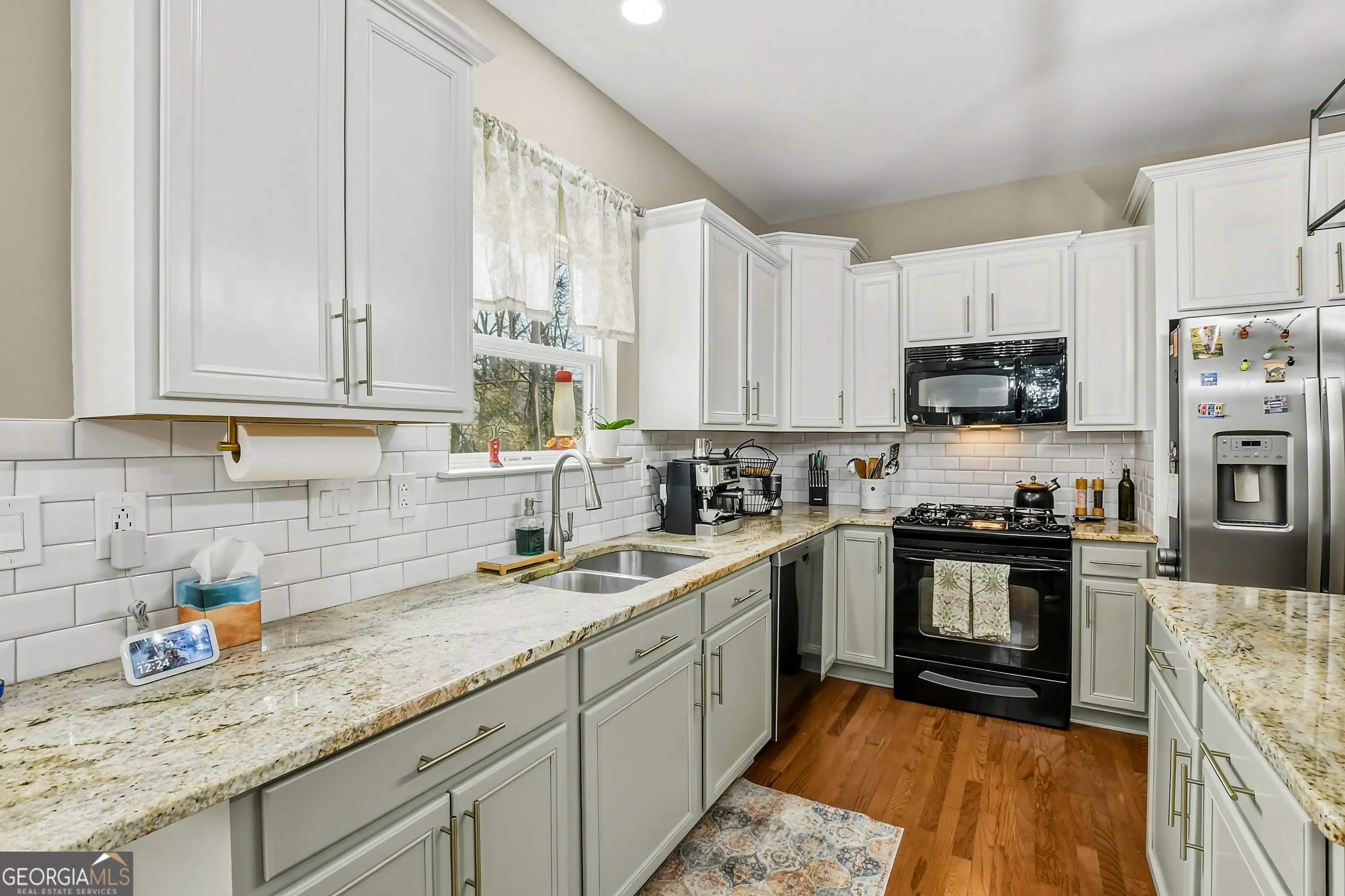 7080 Roselake Cir — photo 5 of 28